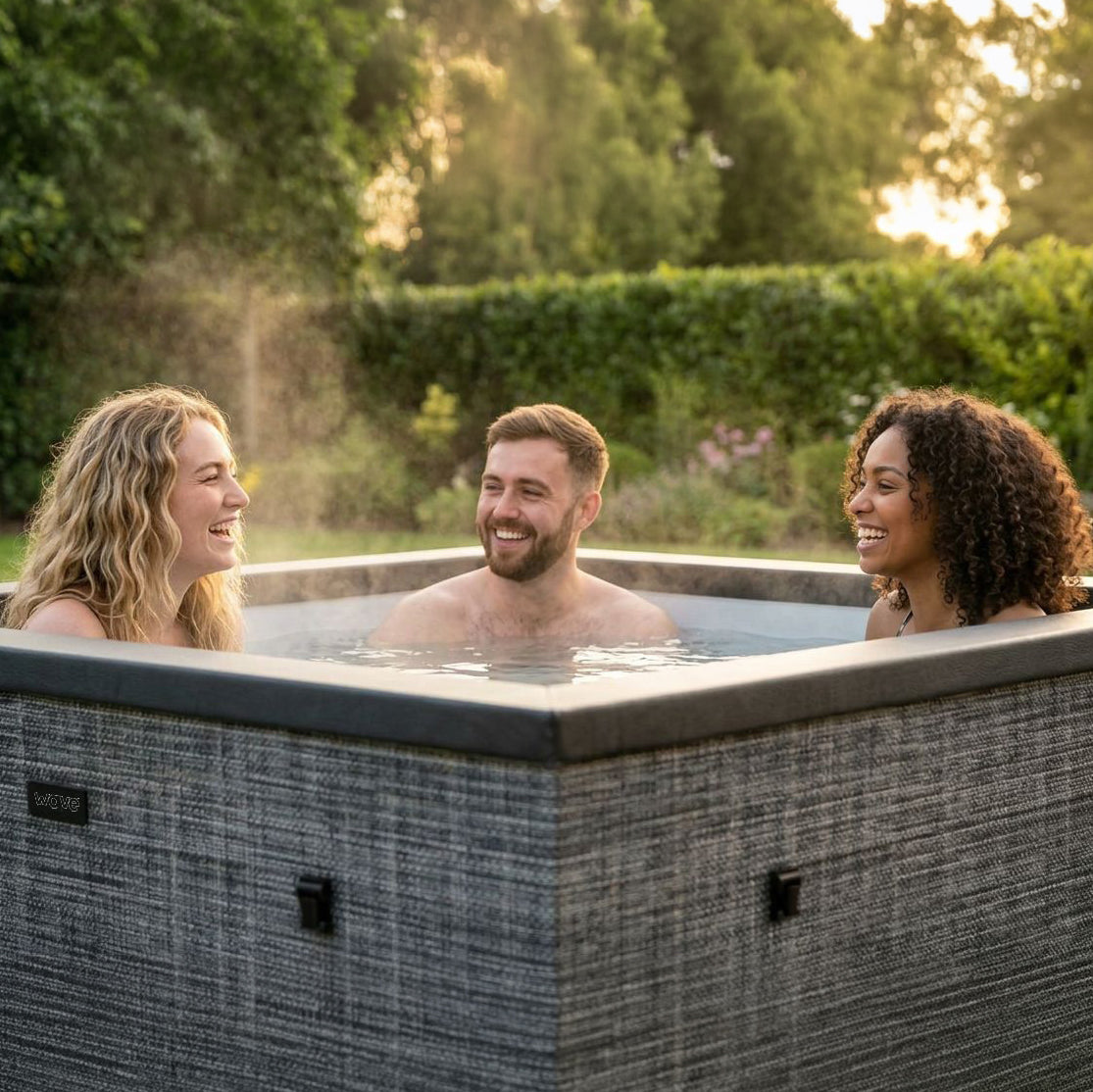 Garda | 4/6-Person Eco Foam Hot Tub | Built-In Integrated Heater