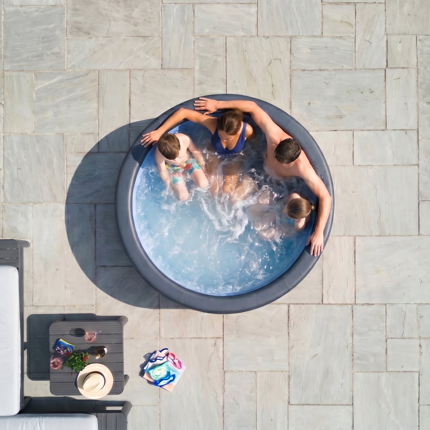 Tahoe | 4/6-Person Eco Foam Hot Tub | Built-In Integrated Heater